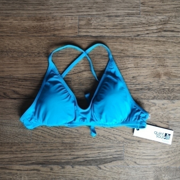 𝅺Quint Soul Bikini Top Sporty Halter Tie Back Medium New - Picture 1 of 6